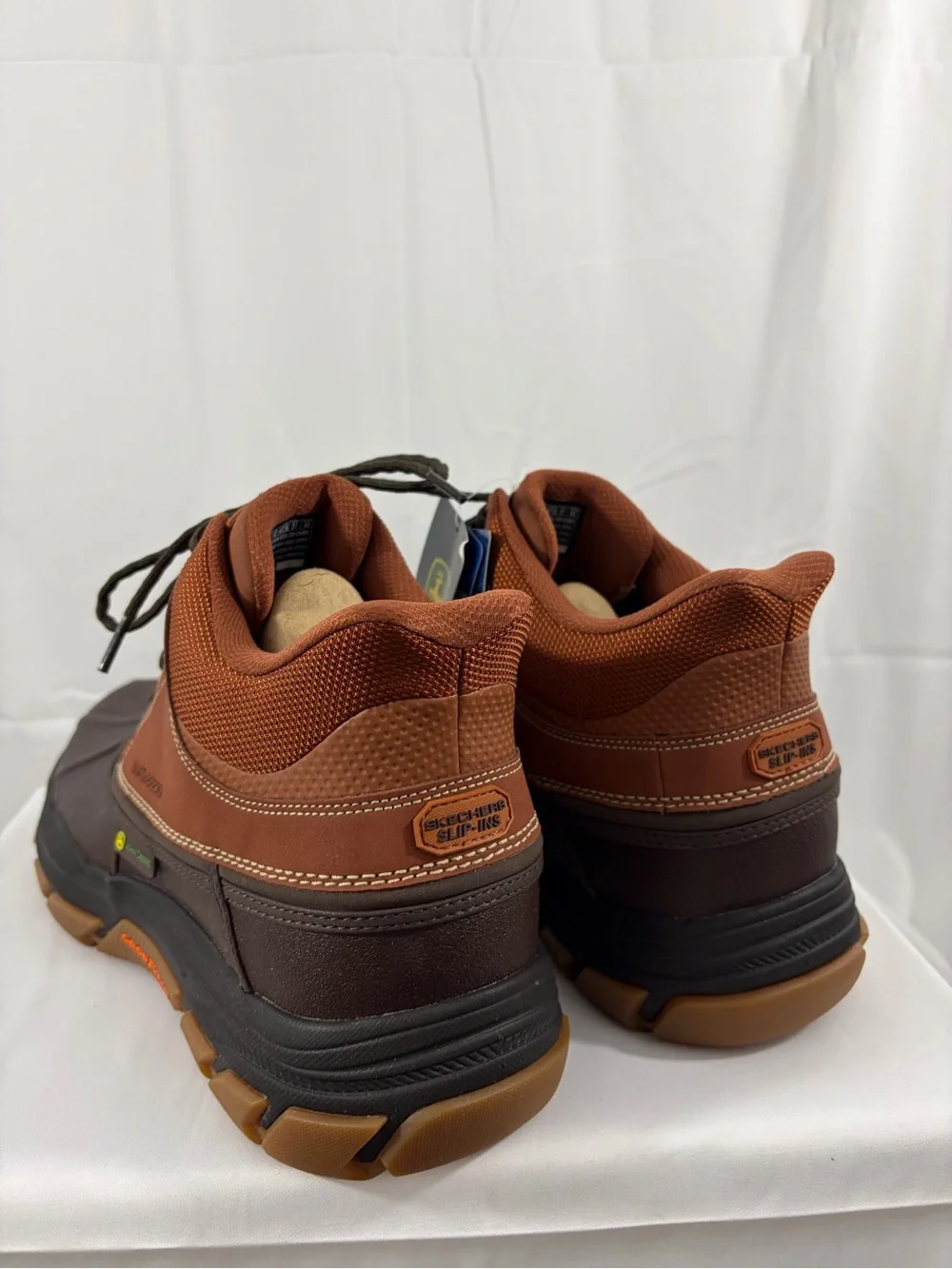 Skechers •men’s size